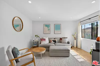 9313 National Blvd #204, Los Angeles, CA 90034 - Photo 2