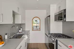 2721 2nd St, Santa Monica, CA 90405 - Photo 4