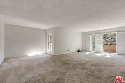 6760 Hillpark Dr #408, Los Angeles, CA 90068 - Photo 8