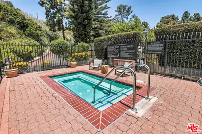 6760 Hillpark Dr #408, Los Angeles, CA 90068 - Photo 26