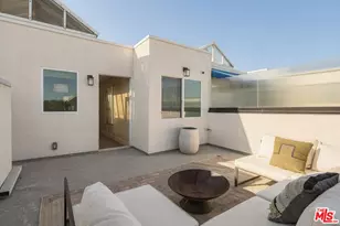 18 Voyage St, Marina del Rey, CA 90292 - Photo 44