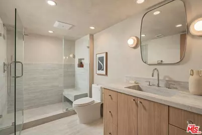 18 Voyage St, Marina del Rey, CA 90292 - Photo 38