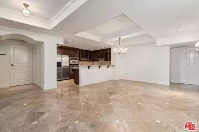 10795 Wilshire Blvd #101, Los Angeles, CA 90024 - Photo 24