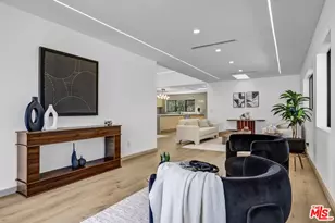 11404 Biona Dr, Los Angeles, CA 90066 - Photo 28