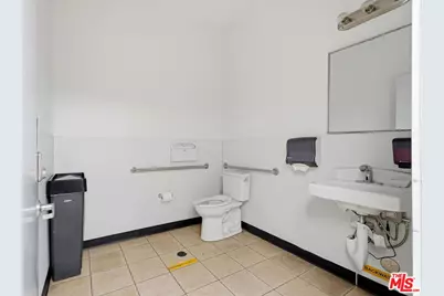5371 Alhambra Ave, Los Angeles, CA 90032 - Photo 12