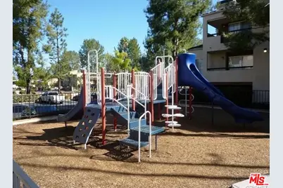 21400 Burbank Blvd #202, Woodland Hills, CA 91367 - Photo 24