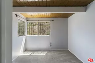 4749 Don Ricardo Dr, Los Angeles, CA 90008 - Photo 16