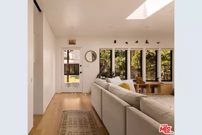 2013 Walnut Ave, Los Angeles, CA 90291 - Photo 18