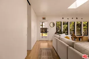 2013 Walnut Ave, Los Angeles, CA 90291 - Photo 18
