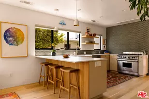 2013 Walnut Ave, Los Angeles, CA 90291 - Photo 8