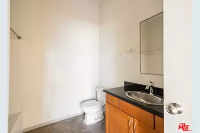 420 S San Pedro St #509, Los Angeles, CA 90013 - Photo 18