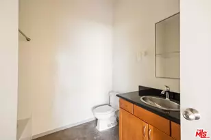 420 S San Pedro St, Los Angeles, CA 90013 - Photo 18