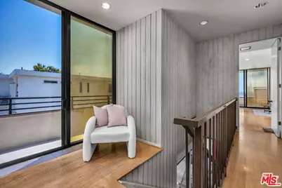 5317 Ocean Front Walk, Los Angeles, CA 90292 - Photo 24