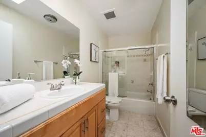 1252 11th St #Ph 306, Santa Monica, CA 90401 - Photo 18