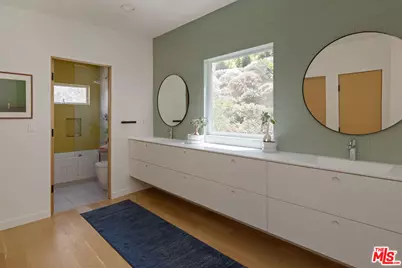 3750 Arbolada Rd, Los Angeles, CA 90027 - Photo 26