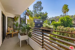 3750 Arbolada Rd, Los Angeles, CA 90027 - Photo 10