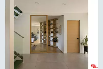 3750 Arbolada Rd, Los Angeles, CA 90027 - Photo 4