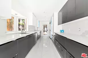 17725 Revello Dr, Los Angeles, CA 90272 - Photo 10