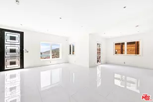 17725 Revello Dr, Los Angeles, CA 90272 - Photo 6