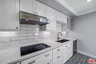 7560 Hollywood Blvd, Los Angeles, CA 90046 - Photo 22