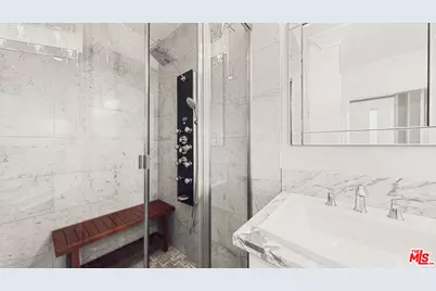 1940 N Western Ave, Los Angeles, CA 90027 - Photo 20