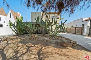 1642 S Orange Dr, Los Angeles, CA 90019 - Photo 2
