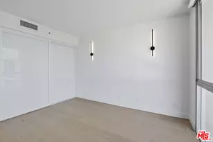 201 Ocean Ave, Santa Monica, CA 90402 - Photo 18