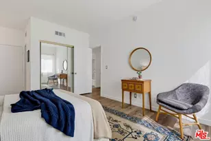 11818 Courtleigh Dr, Los Angeles, CA 90066 - Photo 46