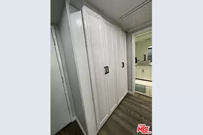 1015 N Kings Rd #104, West Hollywood, CA 90069 - Photo 26