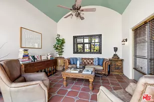 1414 N Harper Ave, Los Angeles, CA 90046 - Photo 28