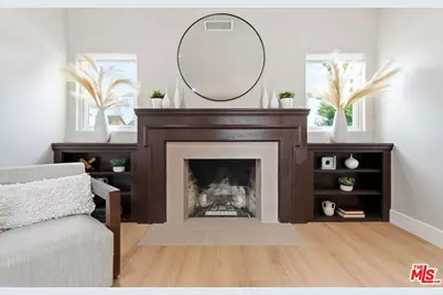 6015 Keniston Ave, Los Angeles, CA 90043 - Photo 4
