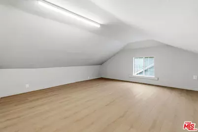 6015 Keniston Ave, Los Angeles, CA 90043 - Photo 28