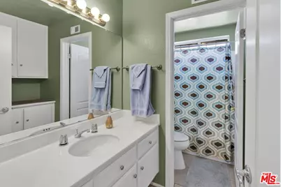 36442 Peridot Ln, Palmdale, CA 93550 - Photo 38
