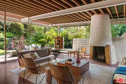 780 Laguna Rd, Pasadena, CA 91105 - Photo 4