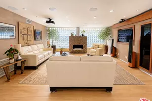 13523 Hartland St, Los Angeles, CA 91405 - Photo 6