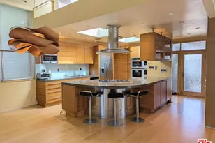 13523 Hartland St, Los Angeles, CA 91405 - Photo 12