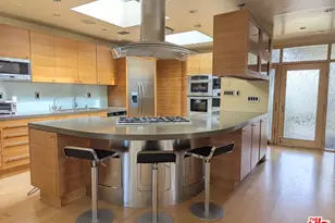 13523 Hartland St, Los Angeles, CA 91405 - Photo 20