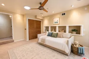 13523 Hartland St, Los Angeles, CA 91405 - Photo 42