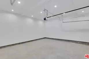 6742 Radford Ave, Los Angeles, CA 91606 - Photo 28