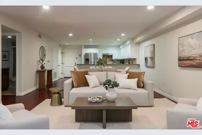 4733 Elmwood Ave #102, Los Angeles, CA 90004 - Photo 1