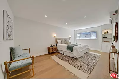 7560 Hollywood Blvd #106, Los Angeles, CA 90046 - Photo 12