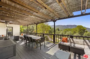 21254 Colina Dr, Topanga, CA 90290 - Photo 22