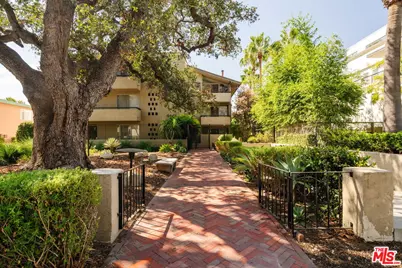 960 San Pasqual St #203, Pasadena, CA 91106 - Photo 1