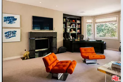 9910 Tower Ln, Los Angeles, CA 90210 - Photo 28