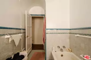 6366 Orange St, Los Angeles, CA 90048 - Photo 72