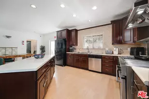 12610 Bonaparte Ave, Los Angeles, CA 90066 - Photo 10