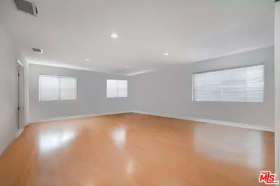 12610 Bonaparte Ave, Los Angeles, CA 90066 - Photo 12