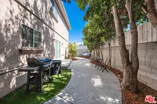 12610 Bonaparte Ave, Los Angeles, CA 90066 - Photo 22