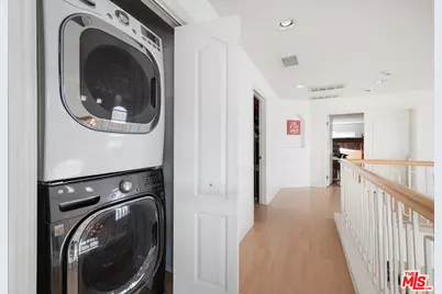 12610 Bonaparte Ave, Los Angeles, CA 90066 - Photo 16