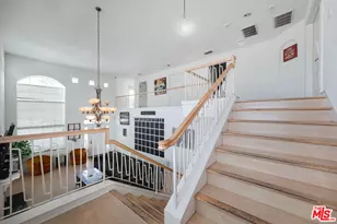 12610 Bonaparte Ave, Los Angeles, CA 90066 - Photo 18